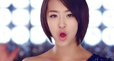 sex viet nam moi Lesbian brunette đi hói trong xoa bóp. hinh xxx